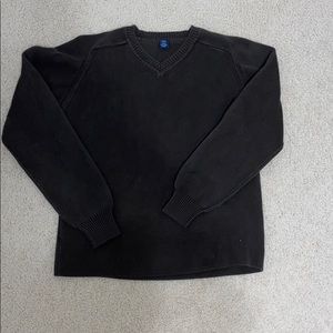 Thick V-neck Gap Sweater